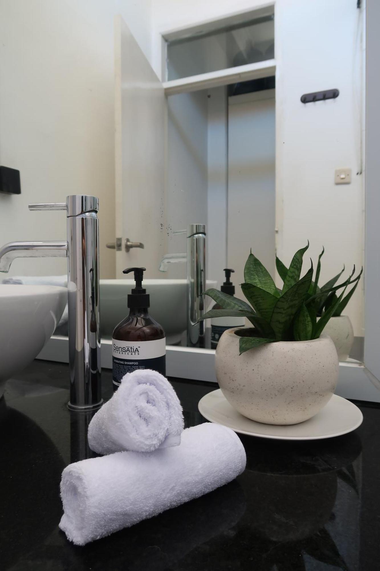 2bd Legian 8 Minutes To The Apartment
